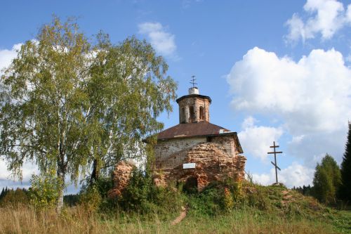 Церковь в с. Говорливое